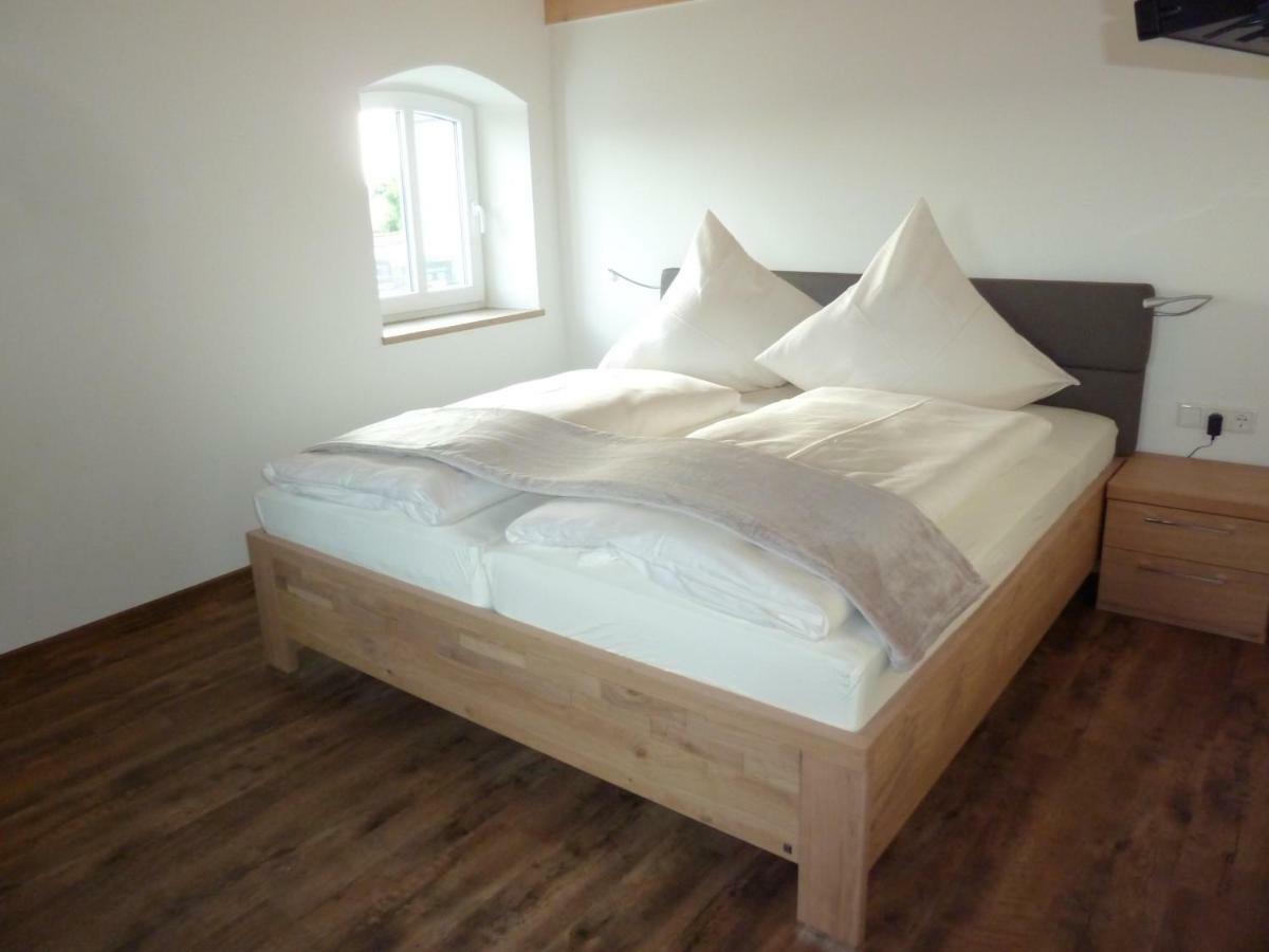 Ferienwohnung Zum Dorfwirt Riedenburg Exterior photo